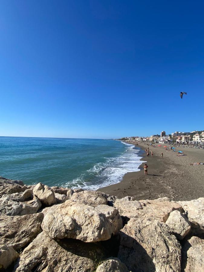Apartamento En La Carihuela Торремолинос Экстерьер фото
